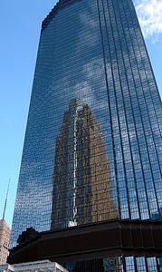 The IDS Center in Minneapolis, Minnesota, by Philip Johnson (1969–72)