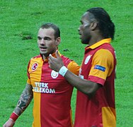 Sneijder & Drogba.JPG