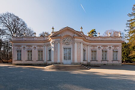 Rococo Ionic pilasters on the facade of the Amalienburg, Nymphenburg Palace Park, Munich, Germany, by François de Cuvilliés, 1734-1739[26]