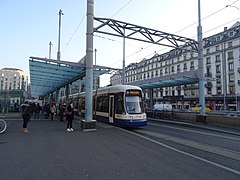 Station de ligne 15 du tramway genevois (place Cornavin).