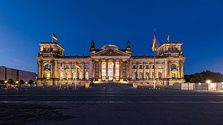 Reichstag zur blauen Stunde, Berlin