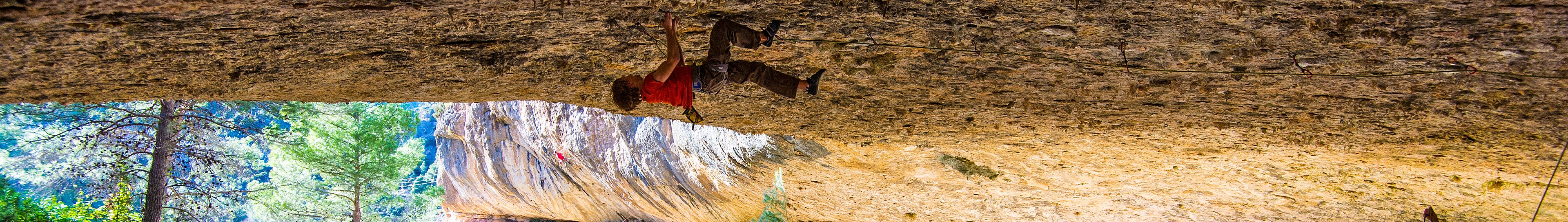 Roof climbing lead route in Catalonia 2016