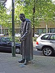 Statue in Budapester Straße, Berlin