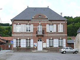 The town hall in Fontaine-Bonneleau