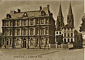 L'ancien hôtel de ville.