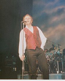 Essex performing in 1987