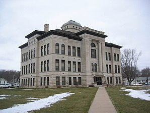 Das Harrison County Courthouse in Logan, seit 1981 im NRHP gelistet[1]