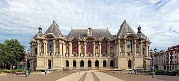 Le palais des Beaux-Arts, à Lille. (définition réelle 3 700 × 1 684)