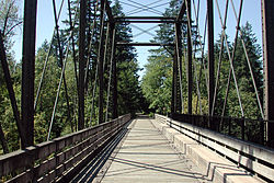 Pedestrian bridge over the North Santiam River at Mill City