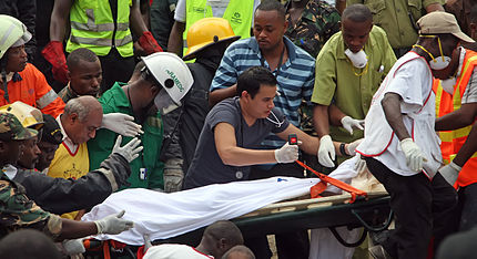 Red Cross workers at the 2013 Dar es Salaam building collapse