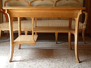 Table designed by Horta, probably for the 1902 Turin Exposition