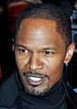 Jamie Foxx, Oscar pou meyè aktè ak Golden Globe pou meyè aktè nan yon fim mizik oswa komedyen an 2005 pou wòl li nan Ray.