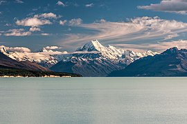 Aoraki/Cook, o maior monte do país.[64]