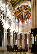 Interior: Central nave / Nave central.