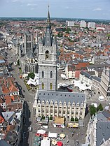 Belfry o Ghent. Ahint it the Saunt Nicholas church is visible.