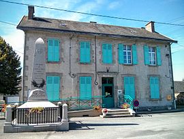 The village hall and war memorial.