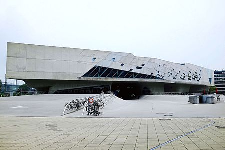 Trung tâm nghiên cứu Phaeno, Wolfsburg, Đức (2000–2005)