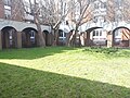 Arts Inner courtyard, characteristic of the Spence design