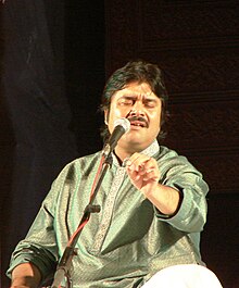 Shounak Abhisheki singing in Vasantotsav 2011