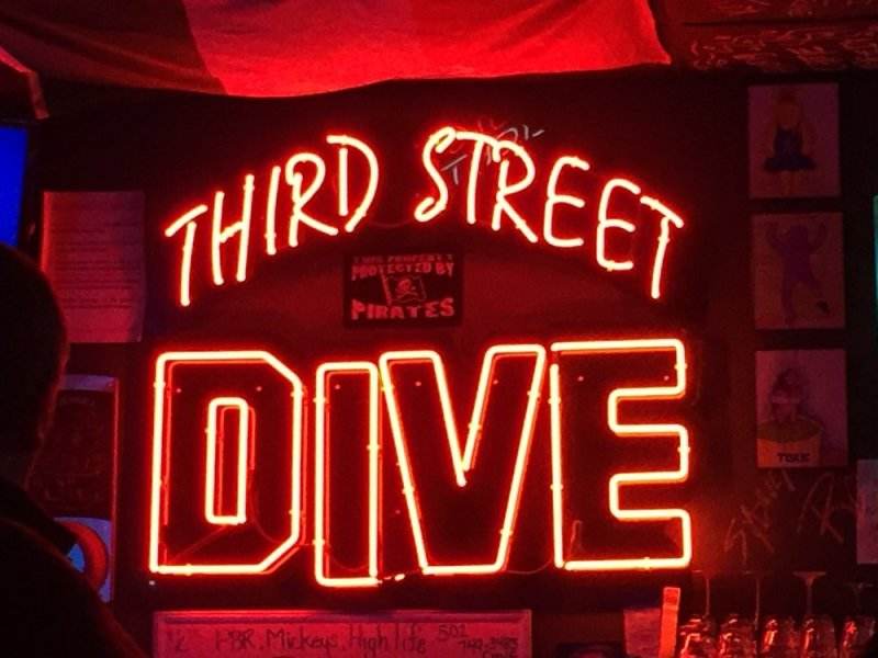 Third Street Dive