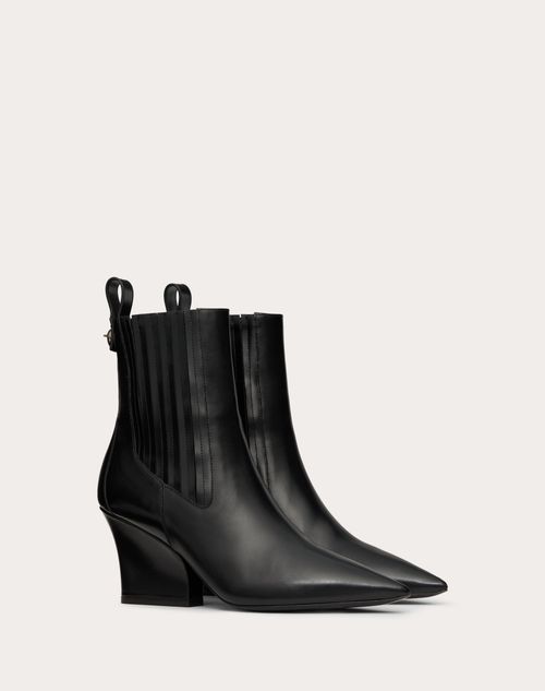 Valentino Garavani - Vlogo Lockette Beatle In Brushed Calfskin 75mm - Black - Woman - Boots&booties - Shoes