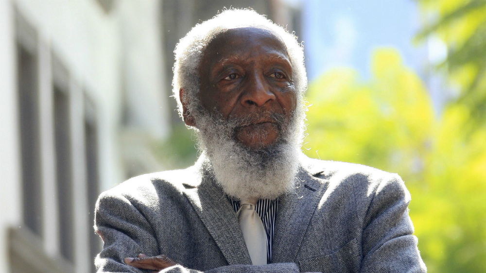 Dick Gregory Dead