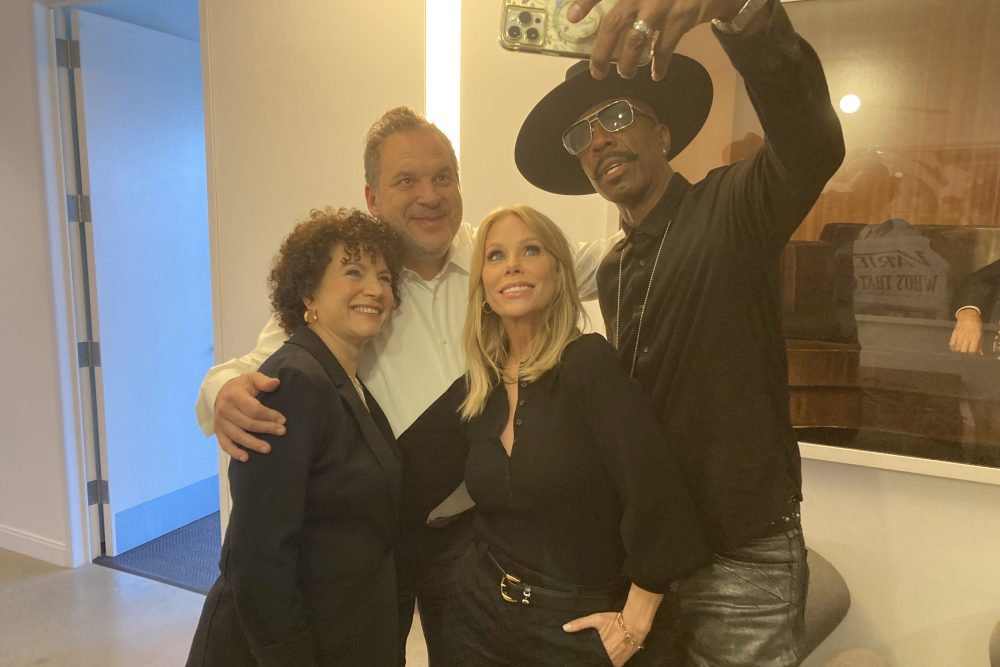 Susie Essman, Jeff Garlin, Cheryl Hines, JB Smoove