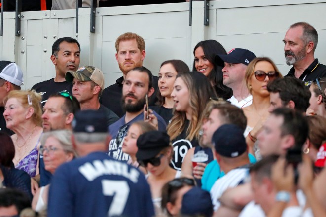 Prince Harry and Megan Markle watch Yankees-Red Sox in London