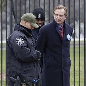 Robert F. Kennedy Jr. is arrested in front of the White House to protest the Keystone XL oil pipeline.