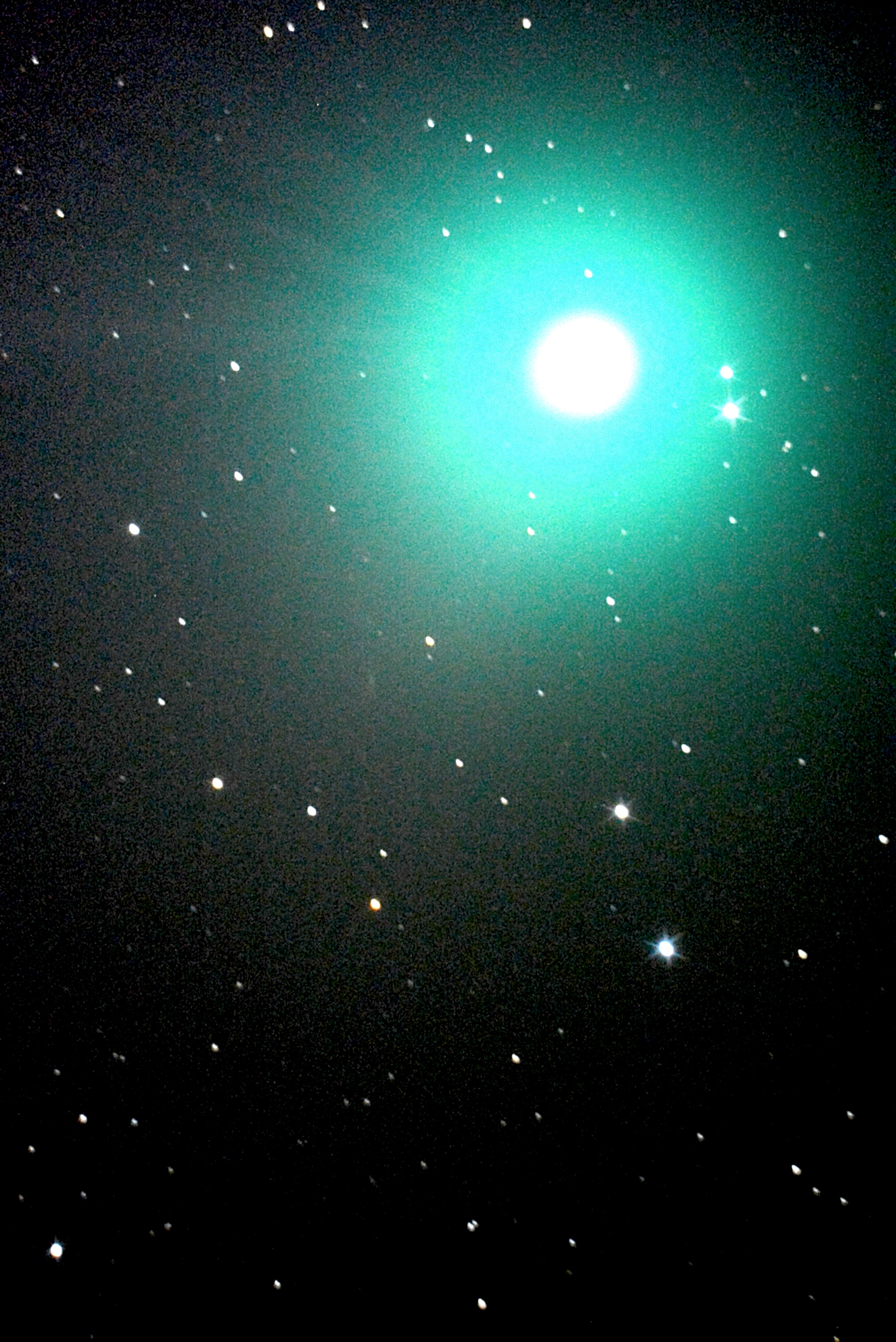 Green comet, bright planets visible in the night sky