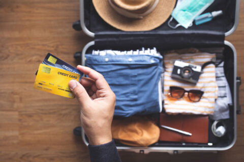 Should you use a credit card or cash on vacation?