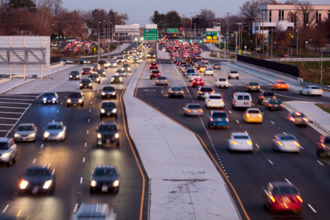 Near-record Thanksgiving travel projected for DC region as gas prices continue to drop