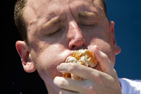 After split with NYC July 4 hot dog competition, Joey Chestnut heads to army base event in Texas