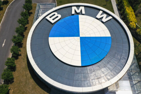 BMW recalling more than 720,000 vehicles due to water pump issue