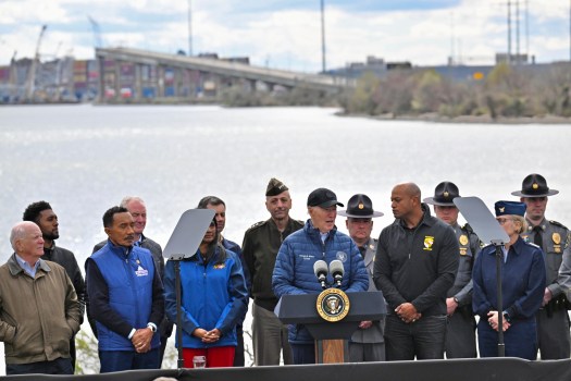 The White House reiterated Friday its plan for the federal government to pay for a new Key Bridge.