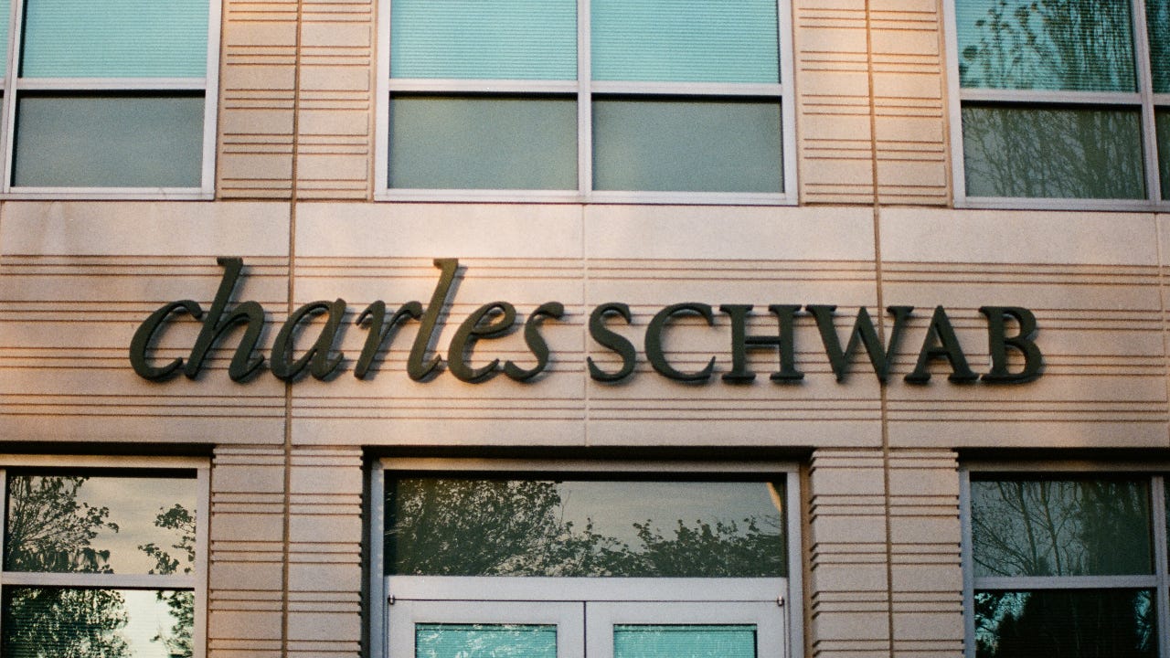 A picture of Charles Schwab brokerage building