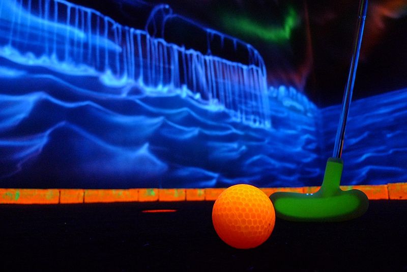 Glow golf