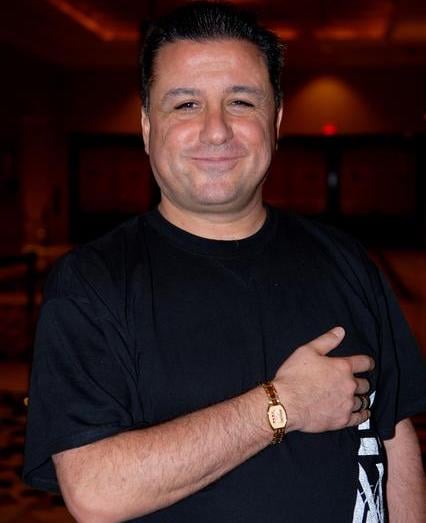 Eli Elezra with WSOP bracelet