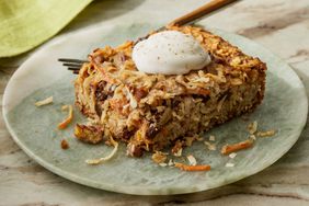 a recipe photo of the Carrot Cake Oatmeal