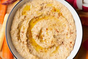 Garlic Hummus