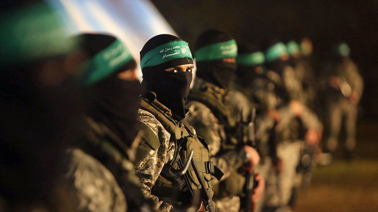 Palestinian members of the Ezzedine al-Qassam Brigades.