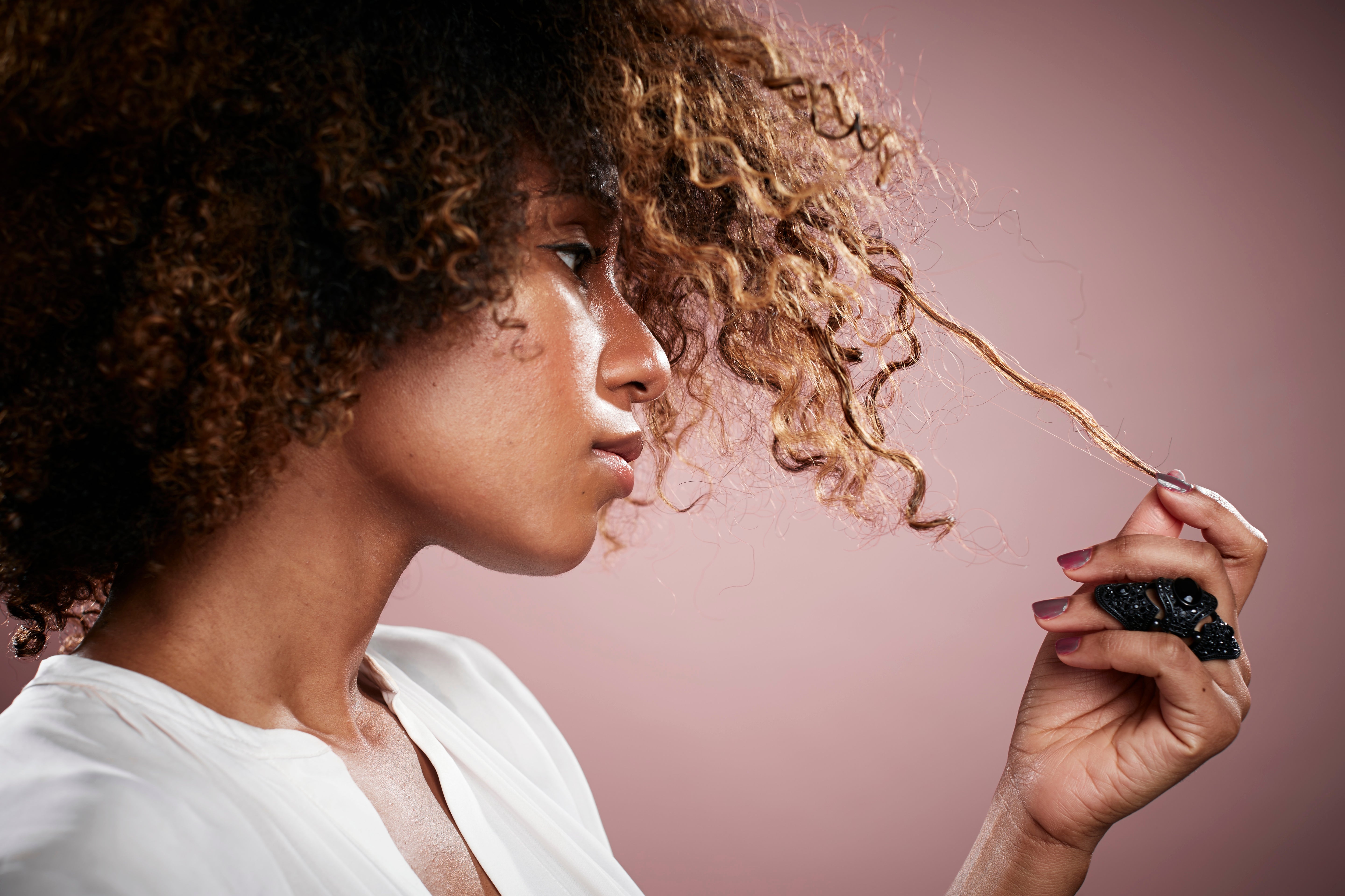 Are Split Ends The Reason Your Hair Won't Grow? 6 Signs It's Time To Trim Your Ends
