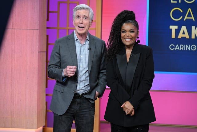 Tom Bergeron and Yvette Nicole Brown