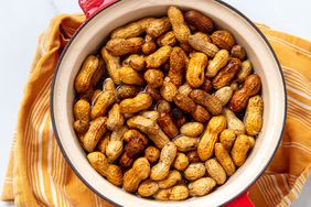 How to Boil Peanuts 