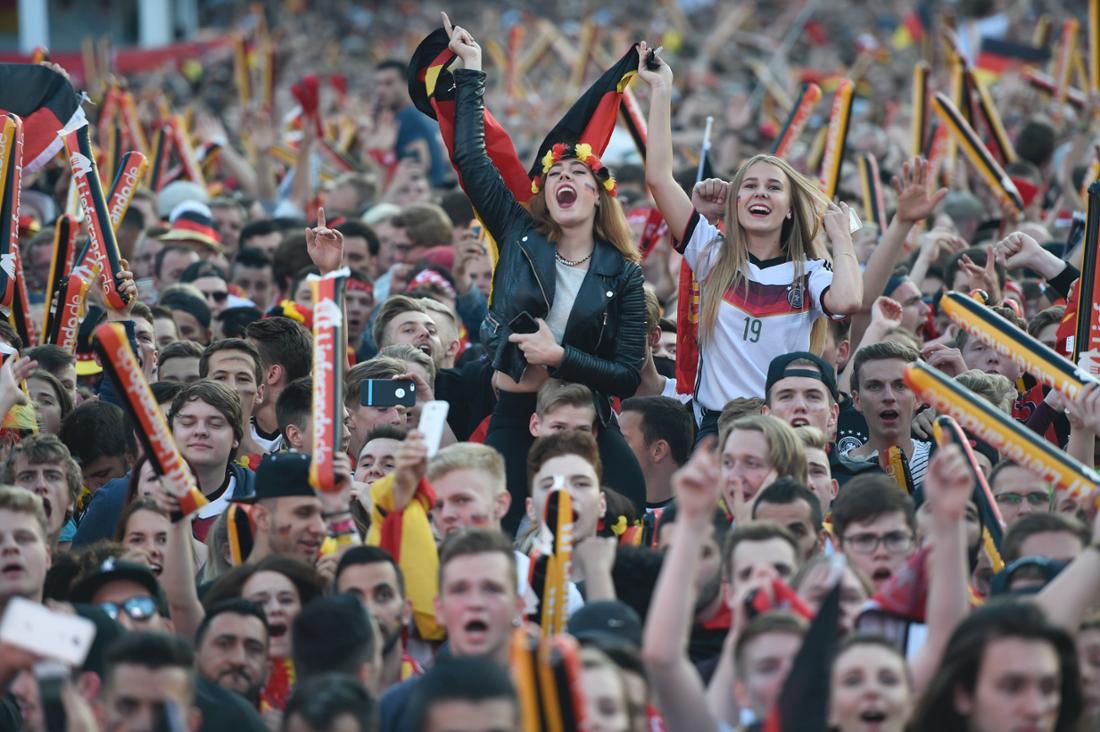 Mitfiebern, mitleiden, mitjubeln – während der EM 2024 gibt es in Berlin zwei Fan-Zonen und zahlreiche Public-Viewing-Events in der ganzen Stadt. (Archivfoto)