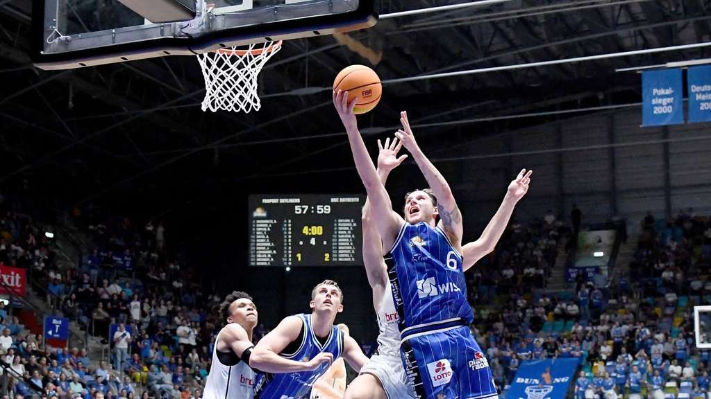 Frankfurt Skyliners: Arbeitssieg zum Auftakt