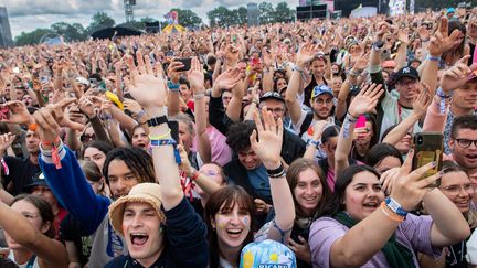 346 000 festivaliers ont profité des cinq jours de concerts aux Vieilles Charrues. (FRED TANNEAU / AFP)