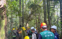 Comunitários da Resex do Rio Unini recebem capacitação para extração de óleo de copaíba