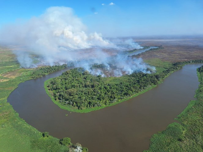Incêndio no Parque Nacional do Pantanal Mato-grossense
