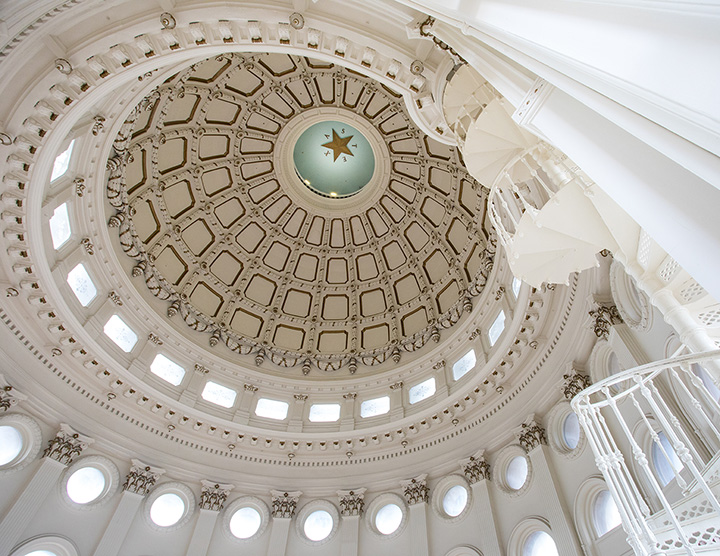 Photo in the capitol build